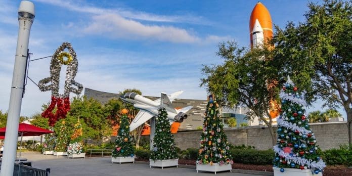 960x480-kennedy-space-center-christmas Kennedy Space Center | I-95 Exit Guide